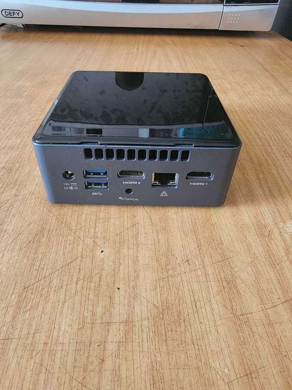 INTEL NUC BOXNUC 7CJYH