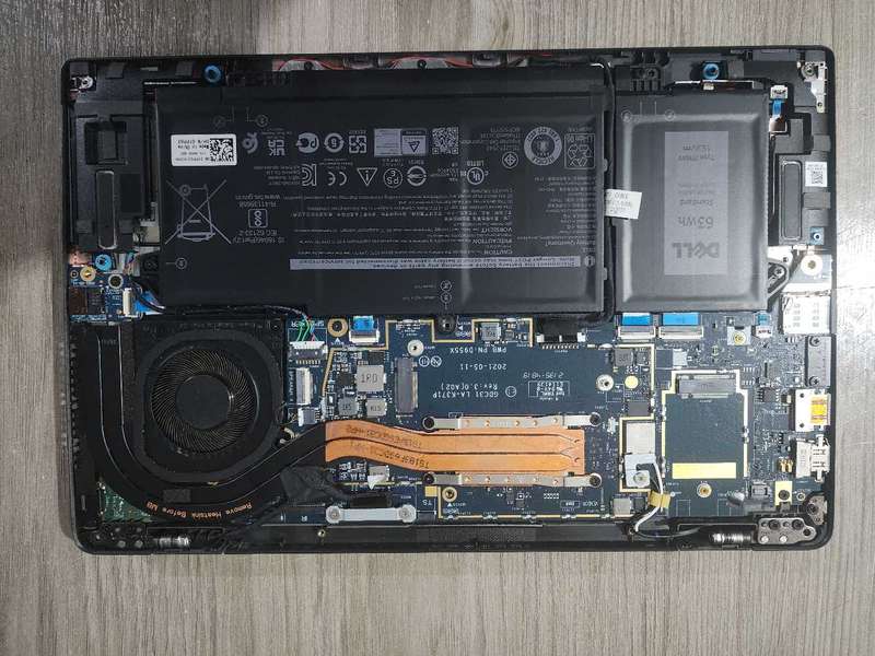 DELL LATITUDE 7320 i7 11th GEN BUSINESS ULTRA BOOK LAPTOP PLEASE READ AD !!!!