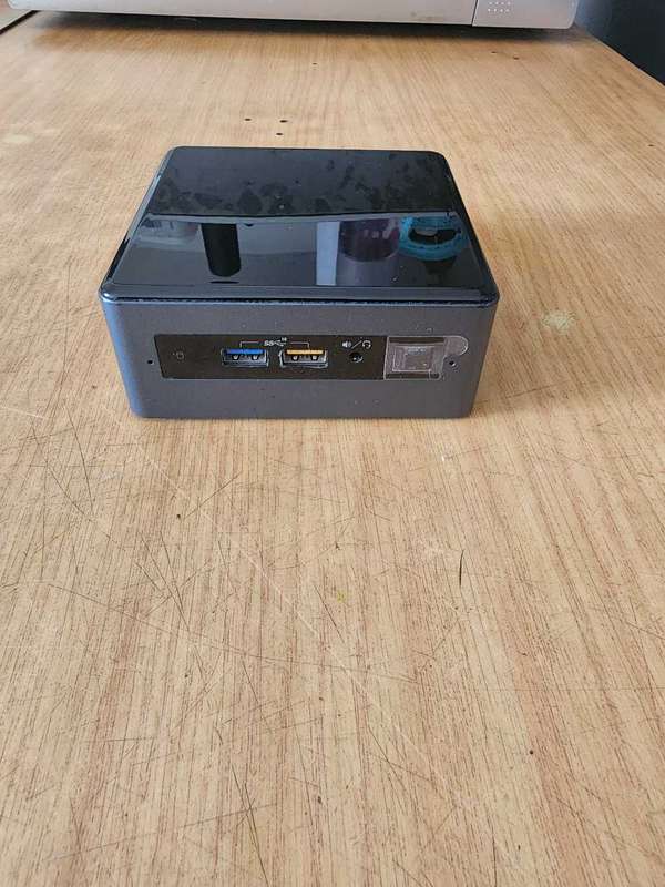 INTEL NUC BOXNUC7CJYH FOR SALE
