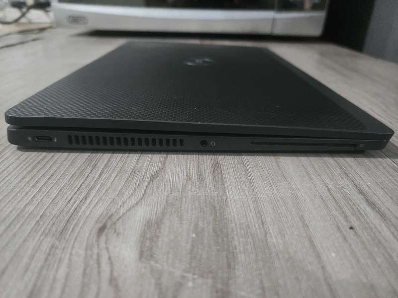 DELL LATITUDE 7320 i7 11th GEN BUSINESS ULTRA BOOK LAPTOP PLEASE READ AD !!!!