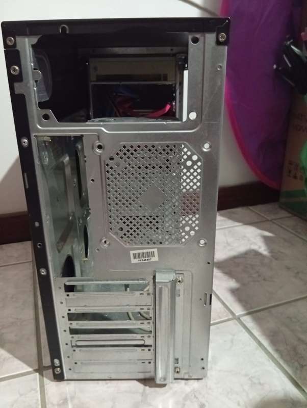 Computer case with Media Dsahboard