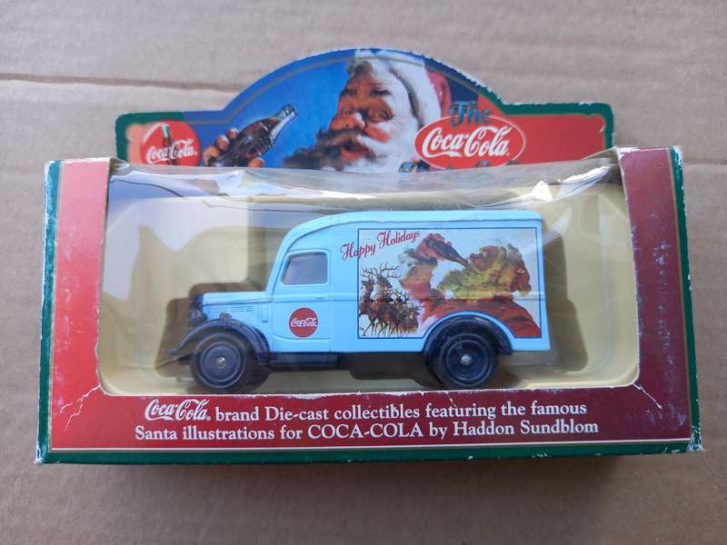 1997 LLEDO ENGLAND COCA-COLA SANTA 3.5"L DIECAST 1950 BEDFORD