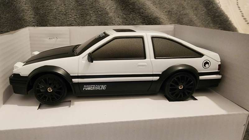 Drift Racing 1:24 RC 4 Wheel Drive + 2.4GHz Controller