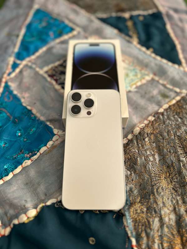 iPhone 14 pro max 1TB Silver
