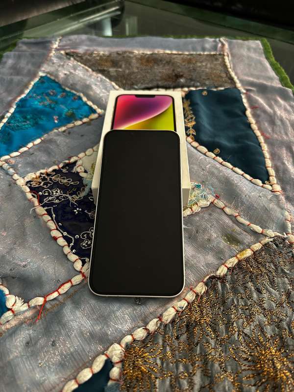 iPhone 14 plus 512GB Starlight