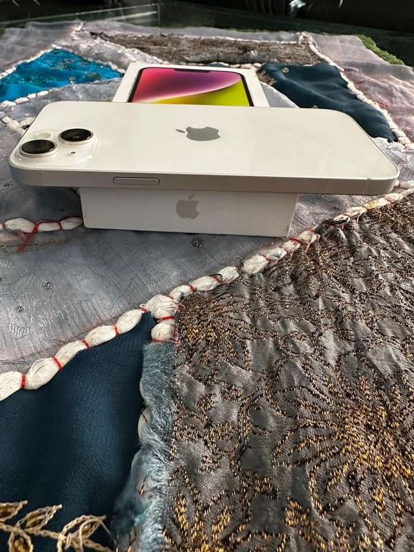 iPhone 14 plus 512GB Starlight