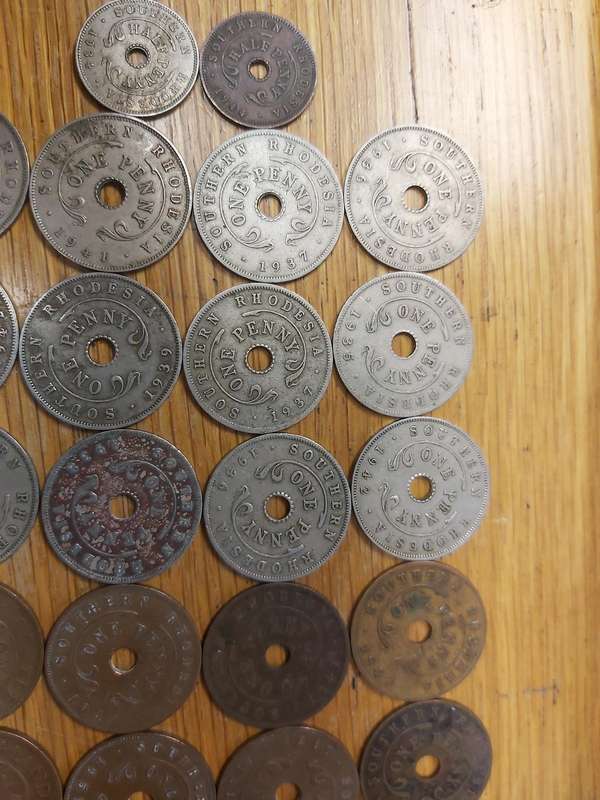 RHODESIA 1/2 AND 1 D COINS