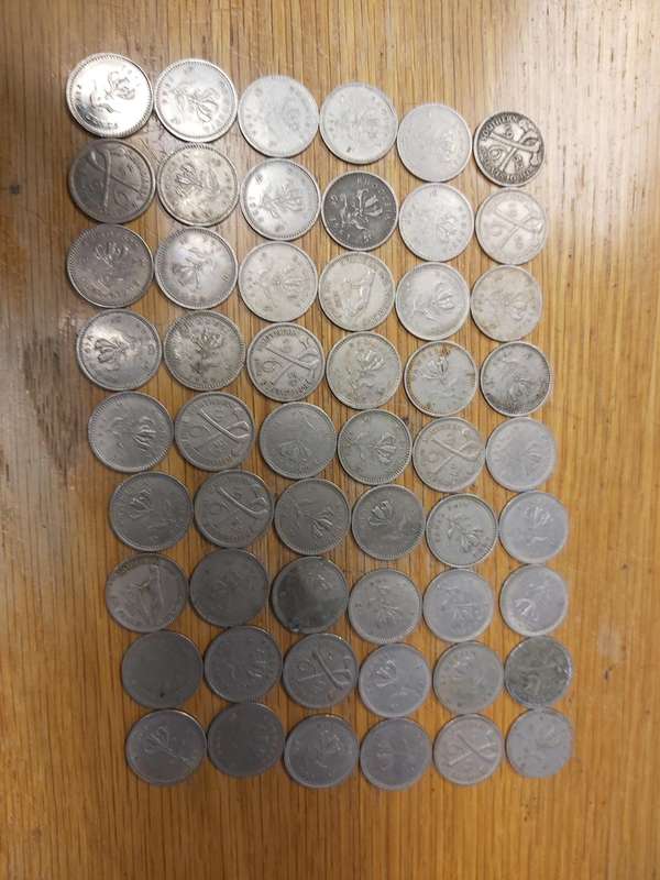 RHODESIA 6D COINS X54