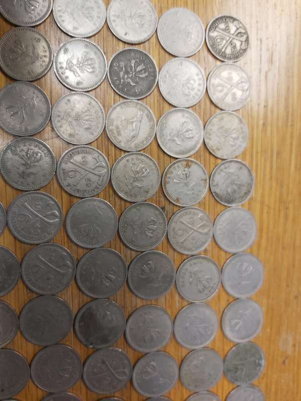 RHODESIA 6D COINS X54