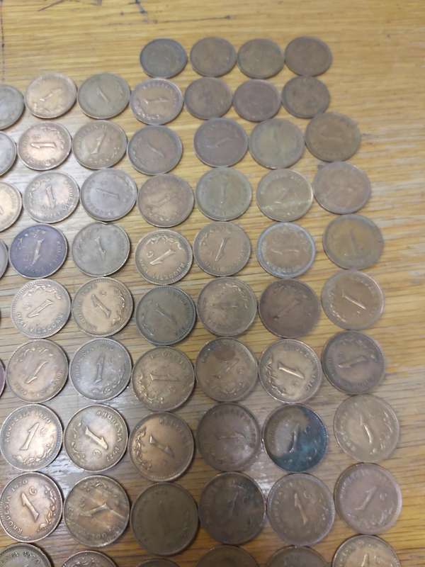 RHODESIA 1970-1977 1C AND 1/2C COINS