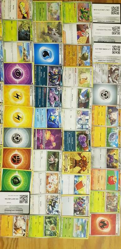 POKEMON TRADING CARDS