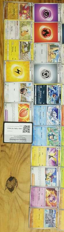 POKEMON TRADING CARDS