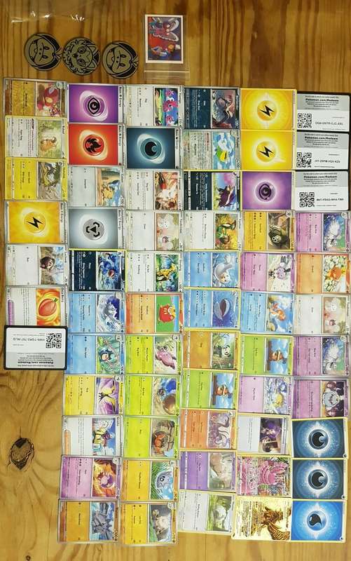 POKEMON TRADING CARDS