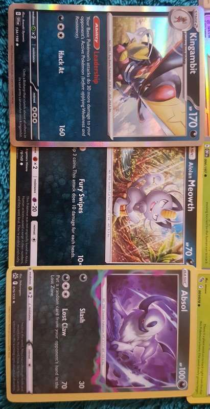 POKEMON TRADING CARDS