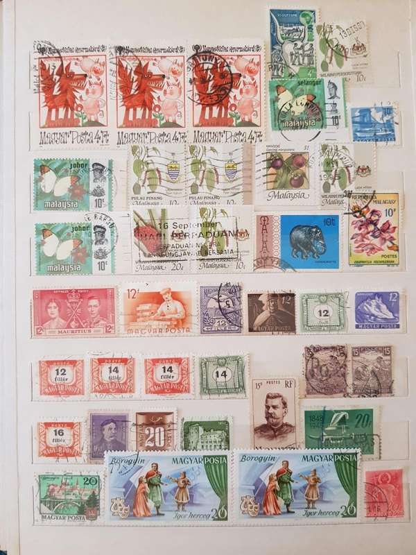 MIXED WORLD STAMPS