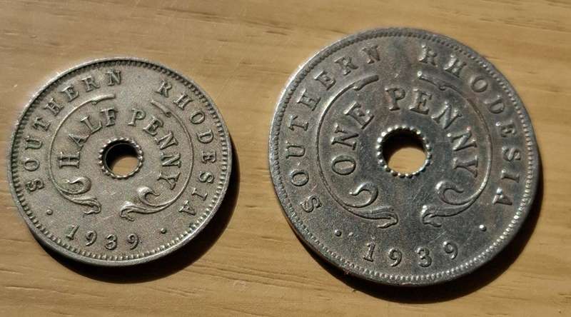 SOUTHERN RHODESIA One Penny & Half Penny 1939 - in excellent condition!!