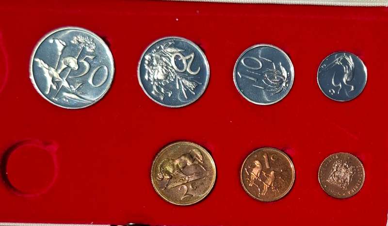 2 proof sets incomplete - 1975 & 1975 - no silver rands - your bid for both