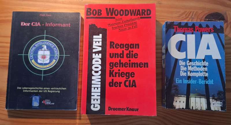 3 books on history, the methods and the wars of the CIA