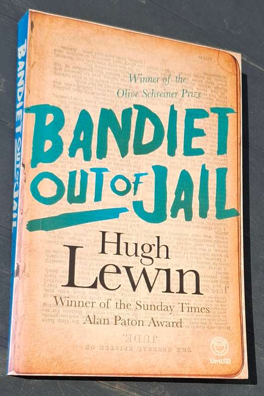 BANDIET OUT OF JAIL by Hugh Lewin