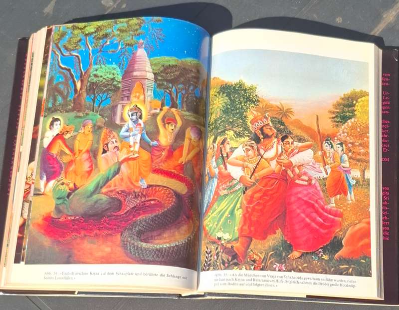KRSNA The Supreme Personality of Godhead - richly illustrated German edition