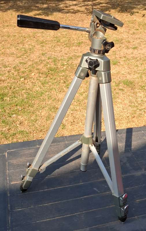 REVUE 25 Tripod - made in Japan