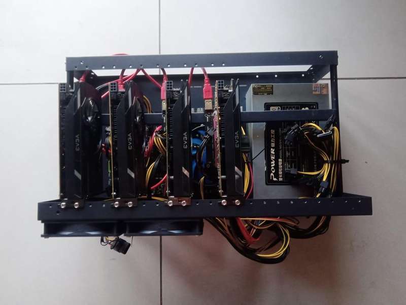 High-Performance 1060 Graphics Card Mining Rig