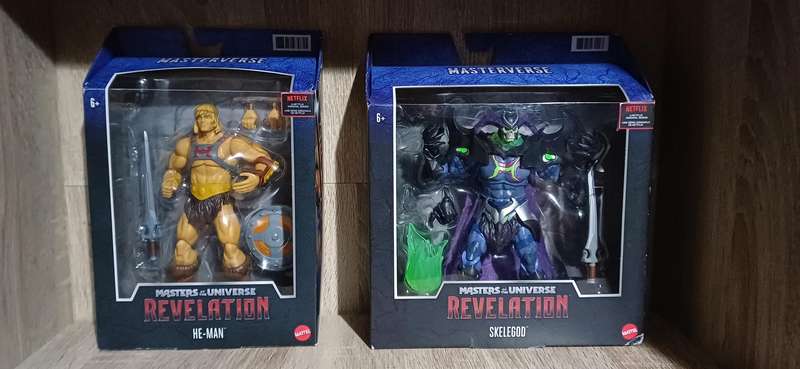 Masters of the Universe He-Man and Skelegod Figures