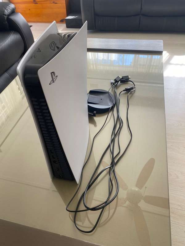 PlayStation 5 - Disc Edition (825GB)