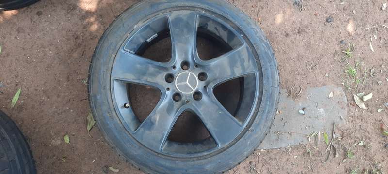 MERCEDES 17 TYRES