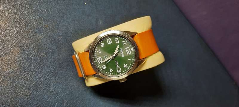 ULTRA-MODERN SEIKO SOLAR