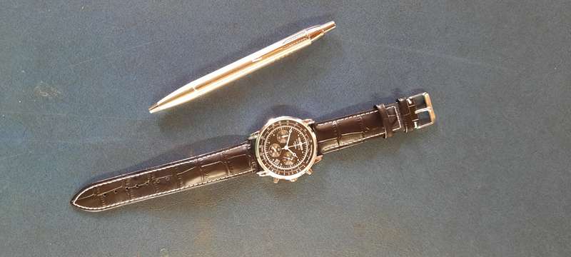 ZEPPELIN DEMO WATCH