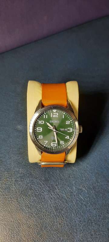 ULTRA-MODERN SEIKO SOLAR