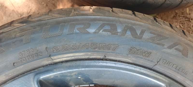 MERCEDES 17 TYRES