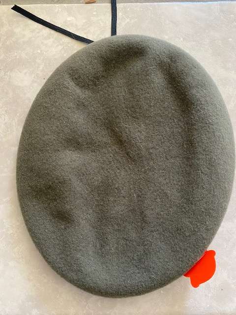 SA Armoured Corps Beret, Cap badge with Bar. All pins