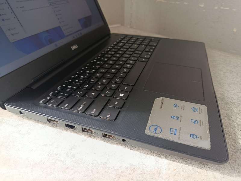 Dell Core i5-10th Gen 8gb Ram 256 Solid State Drive