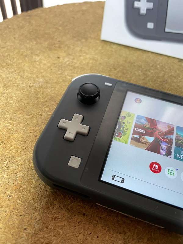 Nintendo Switch Lite with Pico Fly installed 128GB SD Card