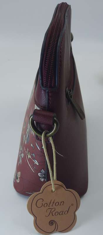 COTTON ROAD SHOULDER SLING BAG!! RED WITH FLOWER DESIGN!!@@ A GREAT BAG@@