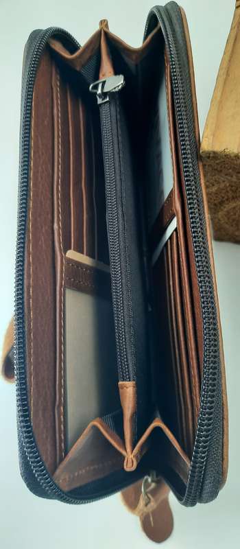 Genuine Leather Cowhide Purse/Wallet by Vivace - Stunning Light Brown