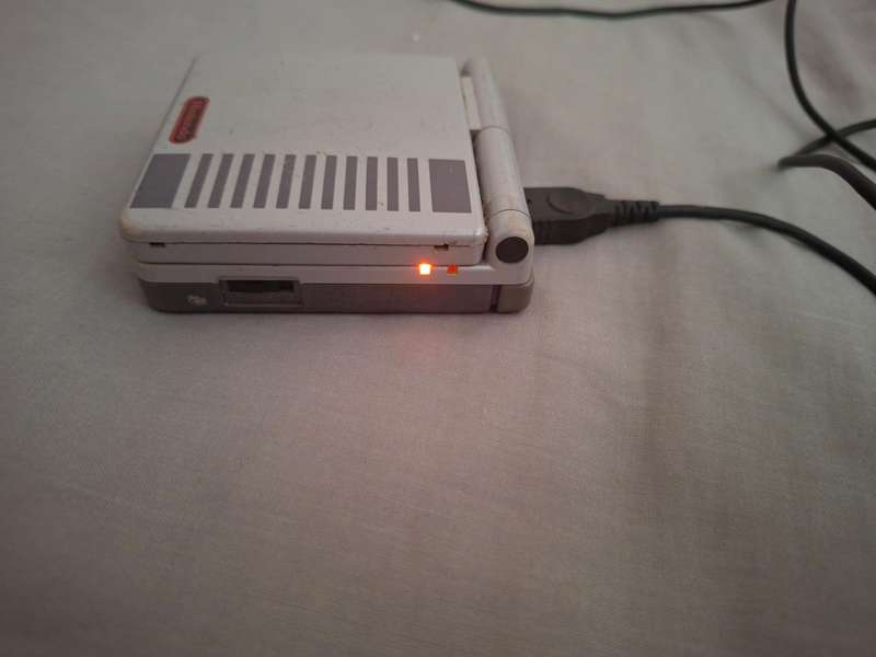 Gameboy Advance SP special edition + Accessories+ Pokemon Saphire Second Hand