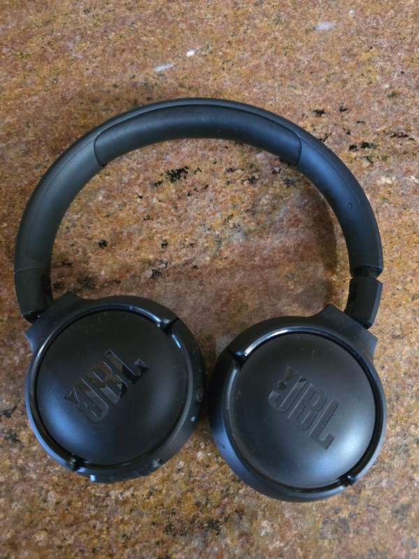 JBL Tune 510BT Wireless On-Ear Headphones - Black