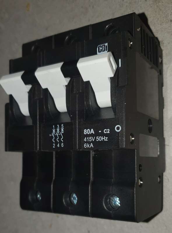 Samite C/B 3/P 80A C2 QFE38280