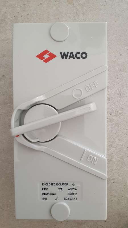 WACO 32AMP 3 POLE ISOLATOR