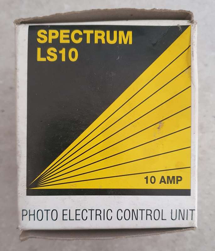 Daylight Switch Spectrum 10A LS10