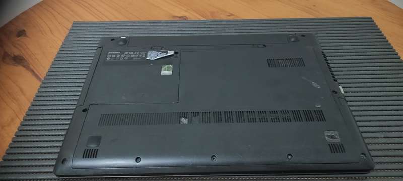 Lenovo G50 i3 , 500Gb HDD, 4Gb Ram( Spares / Repair)