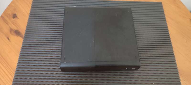 Xbox 360 Super Slim - Spares or Repair