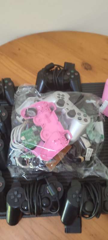 11 Playstation 2 Controllers - Spares Or Repair