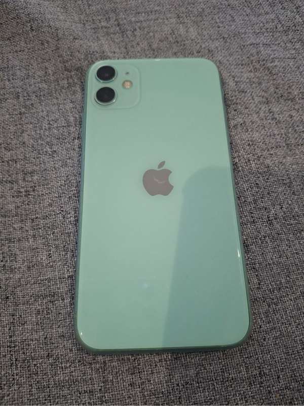 iPhone 11 64gb green