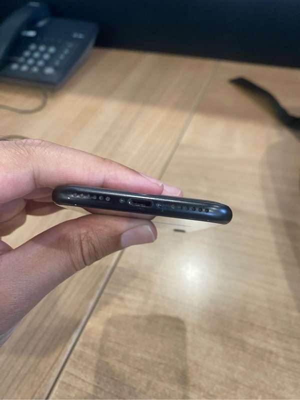 iPhone SE 2020 64GB