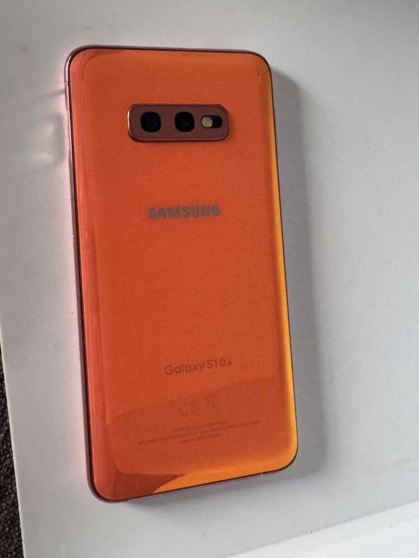 Samsung S10E | 128GB | Various Colors