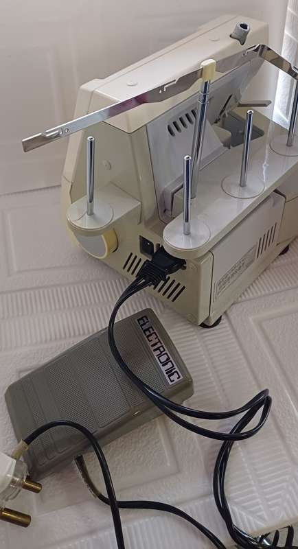 ELNA Overlocker